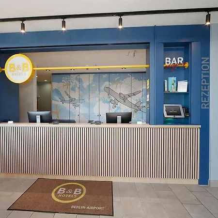 Berlin-airport 2* برلين